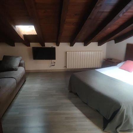 Hotel Papamoscas La Hiruela Buitenkant foto