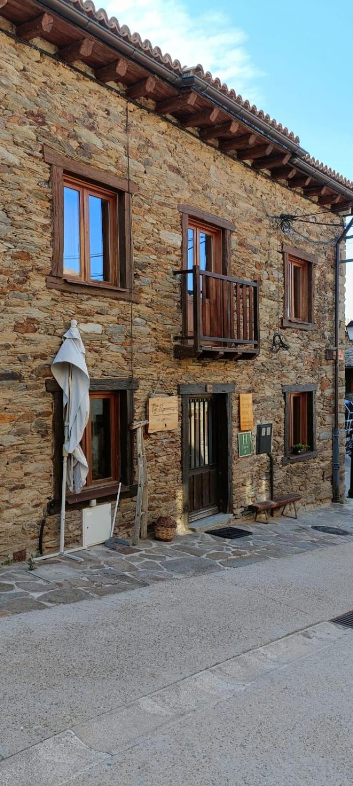Hotel Papamoscas La Hiruela Buitenkant foto