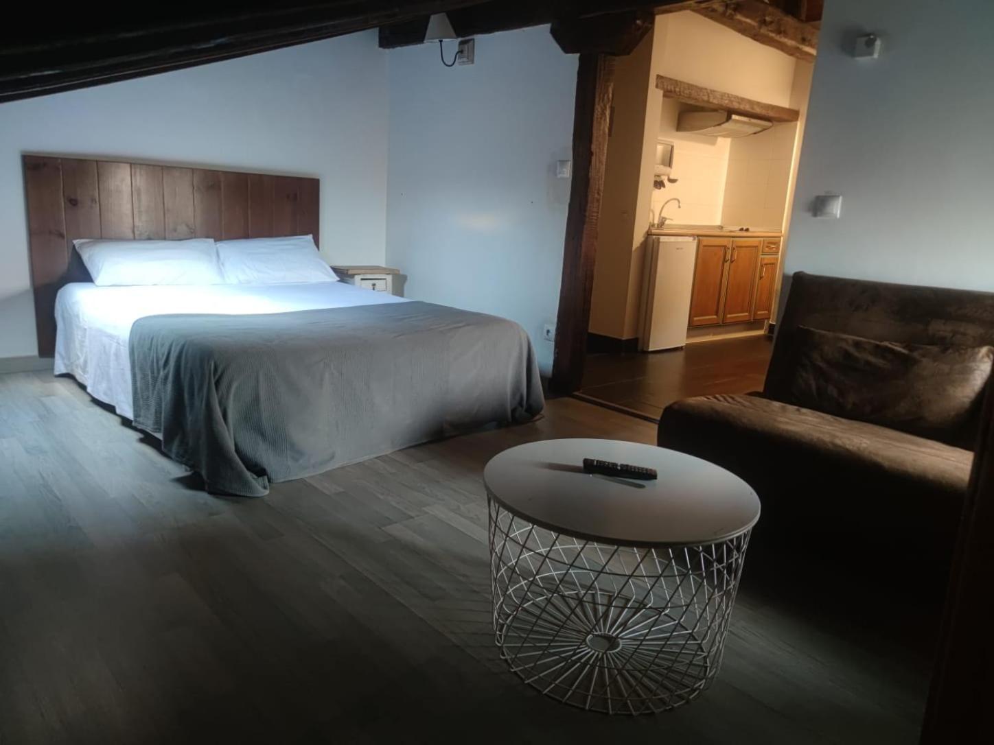 Hotel Papamoscas La Hiruela Buitenkant foto